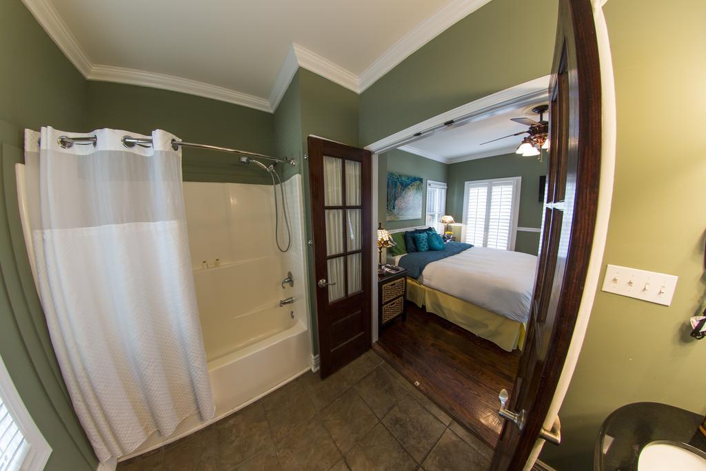The Almanett Hotel & Bistro Gulfport Kamer foto
