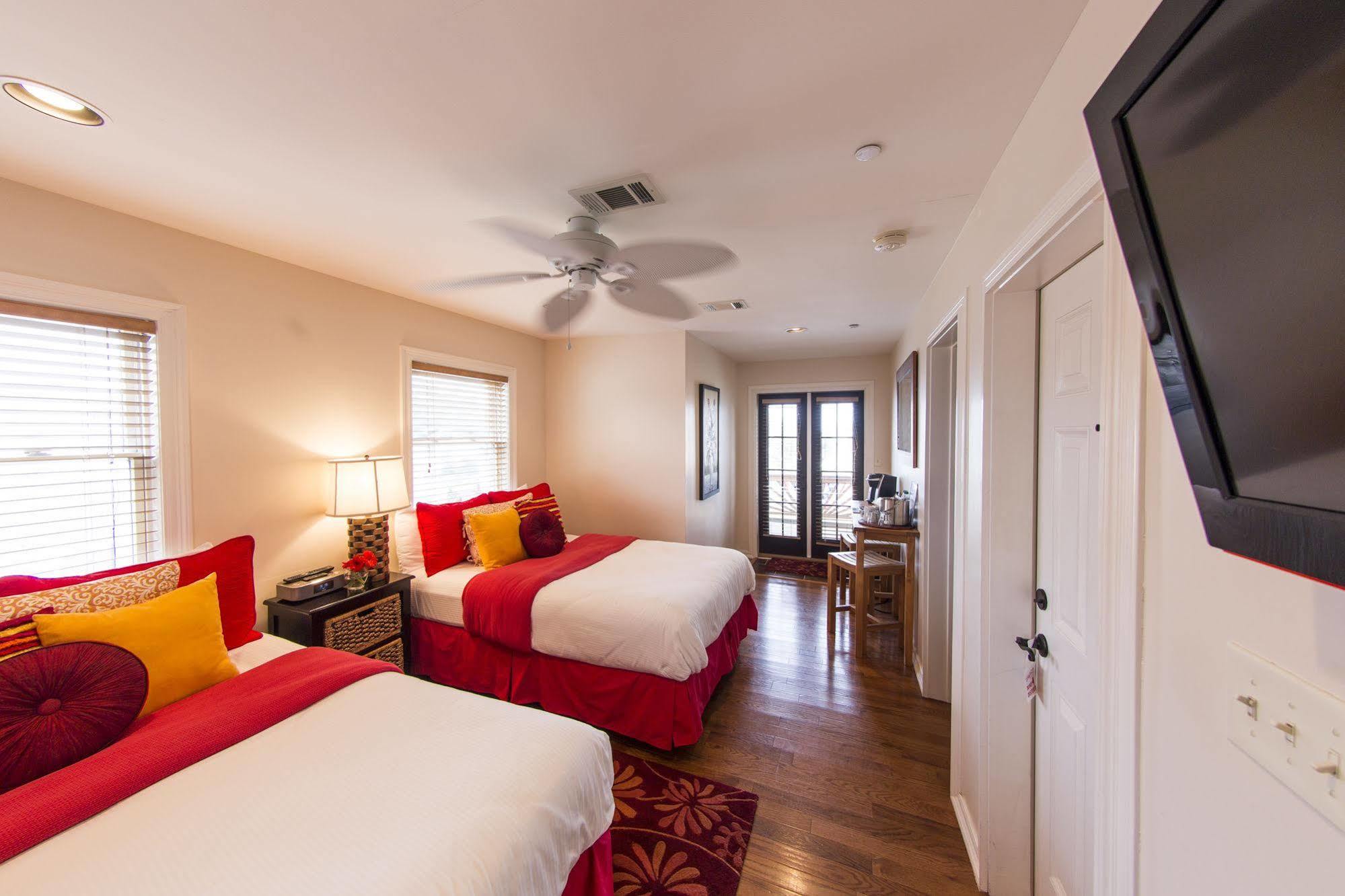 The Almanett Hotel & Bistro Gulfport Buitenkant foto