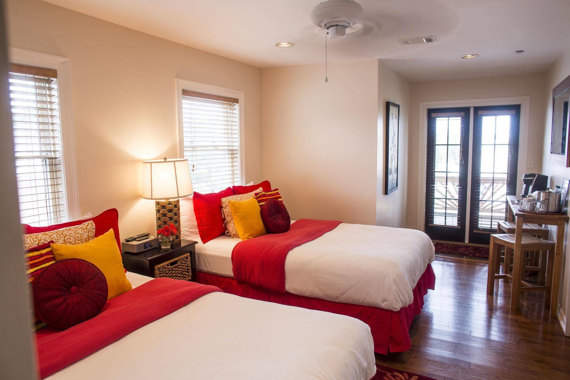 The Almanett Hotel & Bistro Gulfport Buitenkant foto