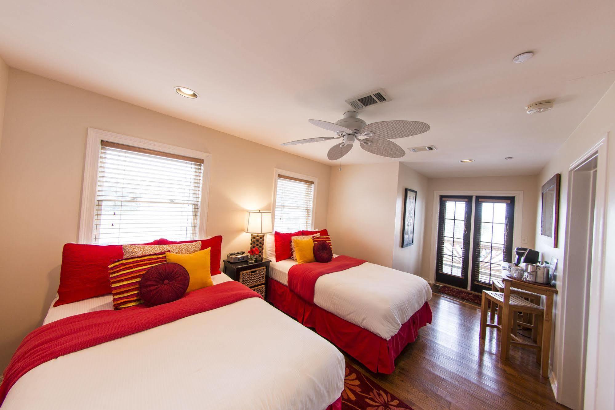 The Almanett Hotel & Bistro Gulfport Buitenkant foto